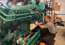 Плановое техническое обслуживание ДГУ Cummins 1400 кВА Плановое техническое обслуживание ДГУ Cummins 1400 кВА